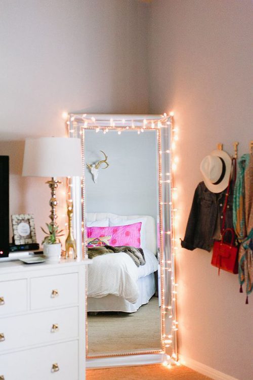 Cheap ways to decorate your university room | Fairy lights