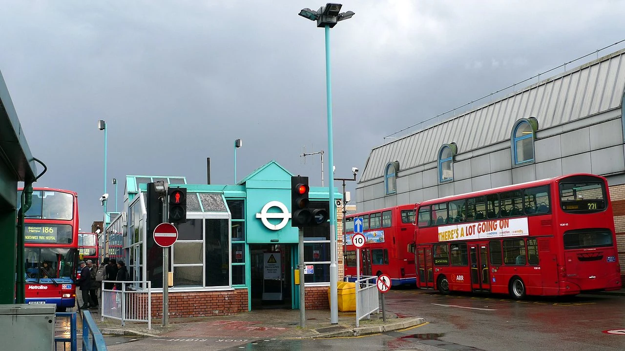 bus station